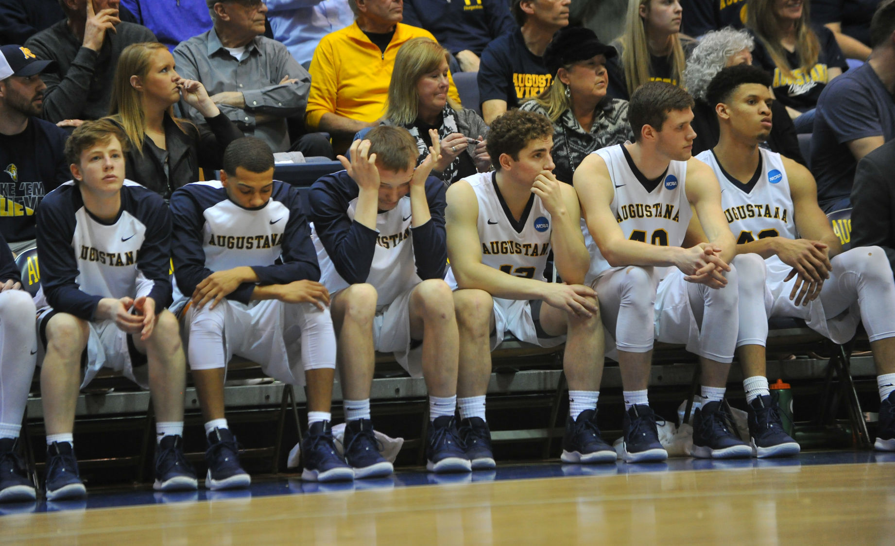 Augustana vs Wheaton in sectional semifinal